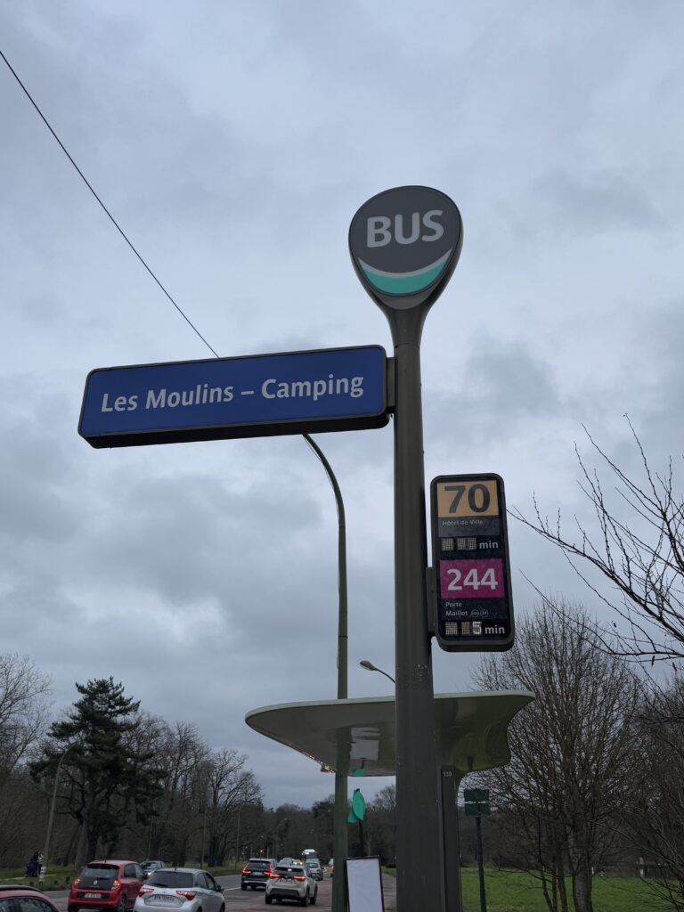 Les moulins Camping, Haltestelle, Einstieg